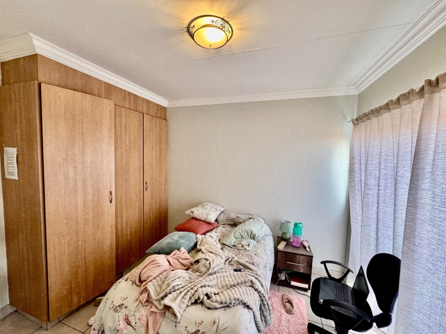 1 Bedroom Property for Sale in Die Bult North West